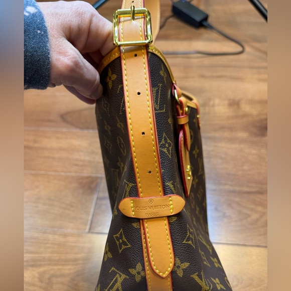 Designer Inspired Classic Monogram Shoulder Bag in Brown and Tan - Picture 5 of 16